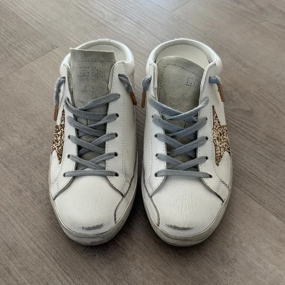 Women’s Golden Goose Sneaker - Picture 2 of 5